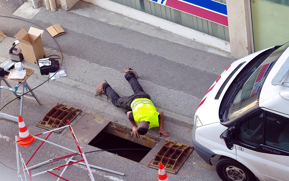 comment déboucher un wc bouché Saint-Denis